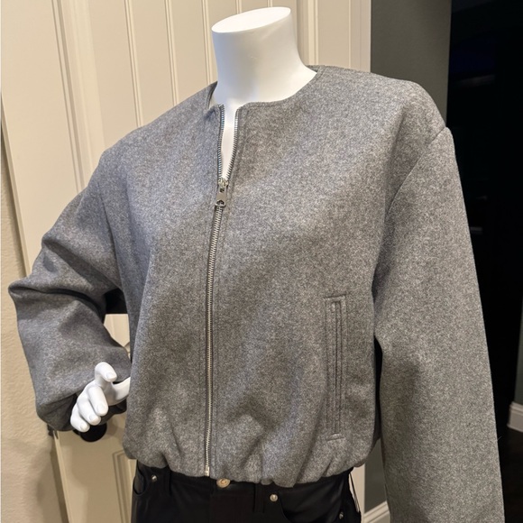 ZARA Gray Wool-Blend Bomber Jacket | Zip Front | Size L - Picture 2 of 6